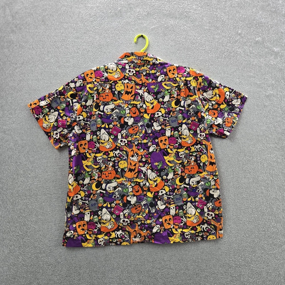 Disney Parks Men Button Up Shirt M Black Graphic Halloween Characters - Picture 8 of 8